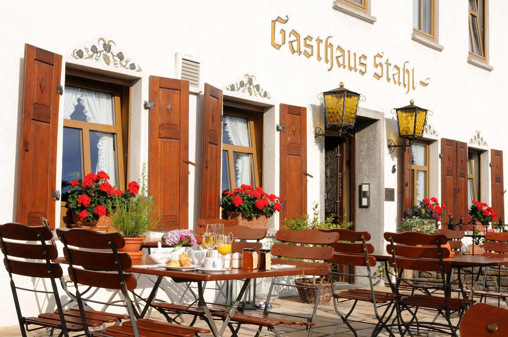 Gasthaus Weingut Stahl Oberwesel Εξωτερικό φωτογραφία