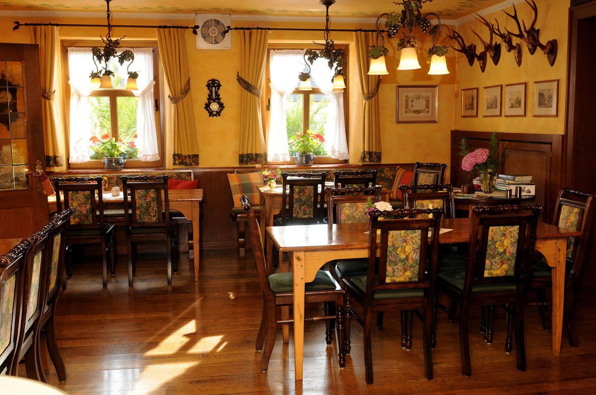 Gasthaus Weingut Stahl Oberwesel Εξωτερικό φωτογραφία